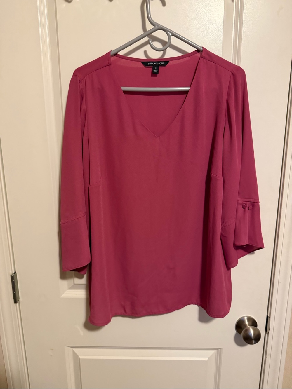 Stitch Fix 41 Hawthorn Magenta V-Neck Blouse